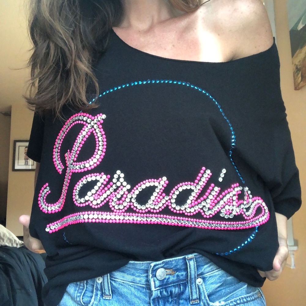 MARC JACOBS PARADISE OFF THE SHOULDER TEE